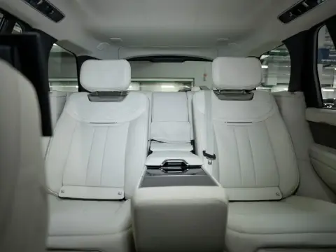 Land Rover Range Rover Long, V 2025 — миниатюра 9