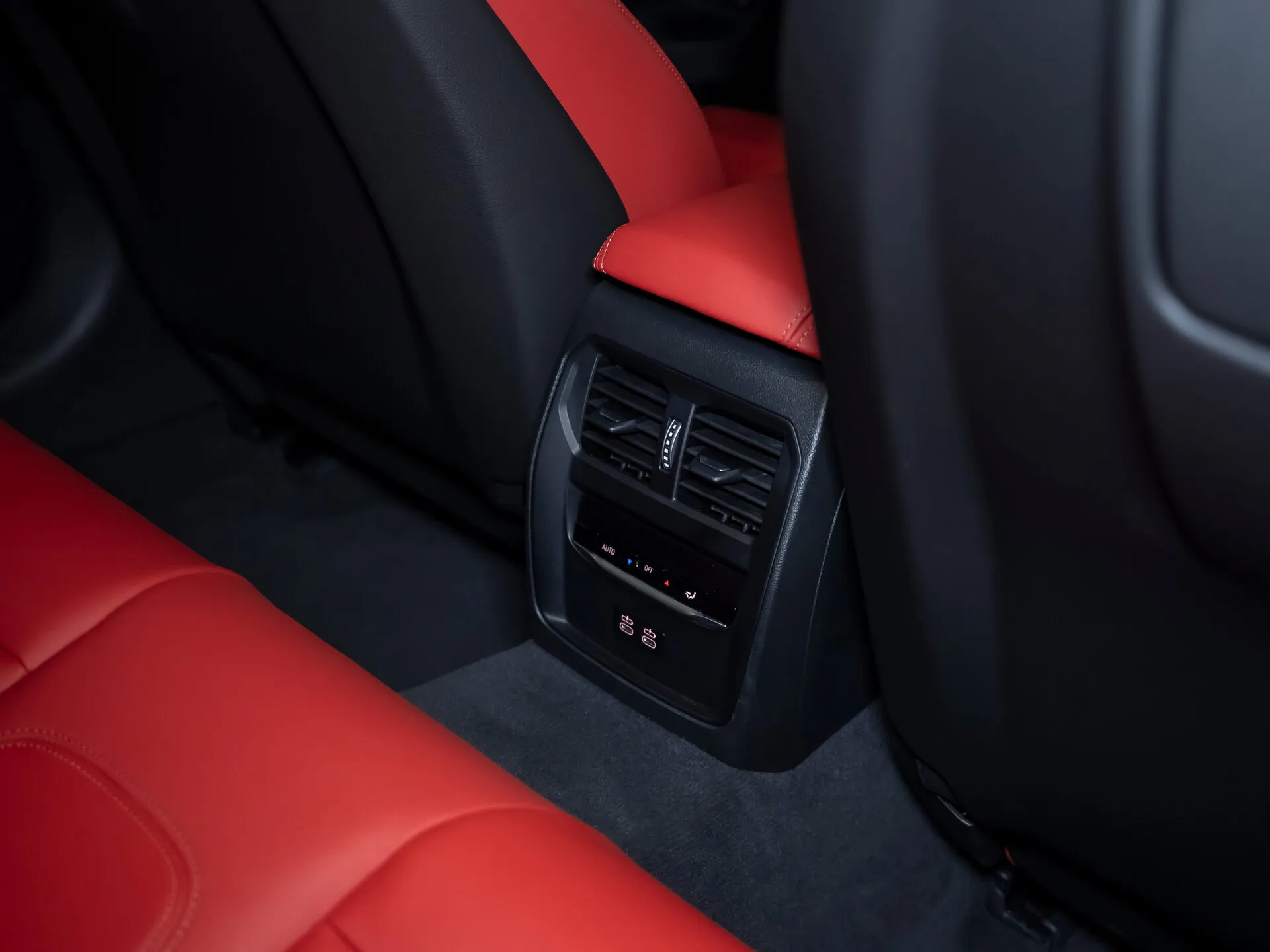BMW M3, Vi (G80) Рестайлинг 2024 фото 9