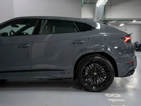 Lamborghini Urus Se, I Рестайлинг 2025 — миниатюра 1