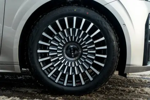 Zeekr 009, I Рестайлинг 2025 — миниатюра 5