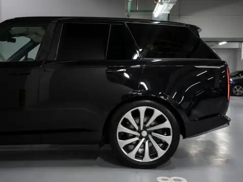 Land Rover Range Rover, V 2025 — миниатюра 8