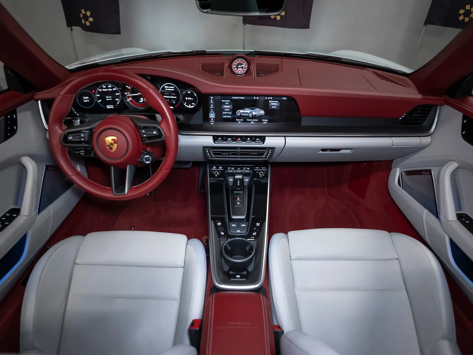 Porsche 911 Turbo S, Viii (992) 2020 фото 8