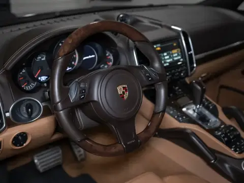 Porsche Cayenne Turbo, Ii (958) 2012 — миниатюра 2