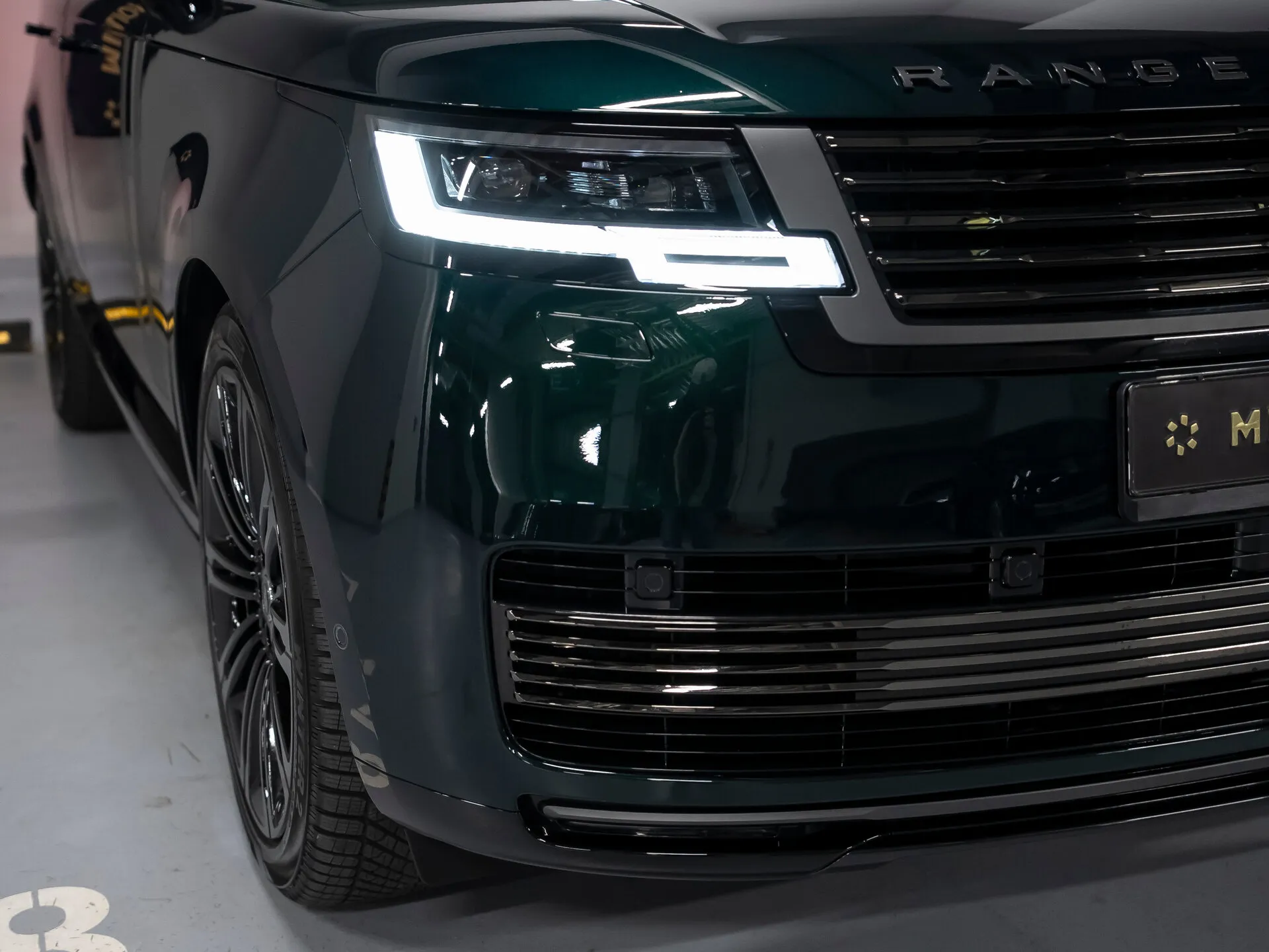 Land Rover Range Rover, V 2023 фото 3