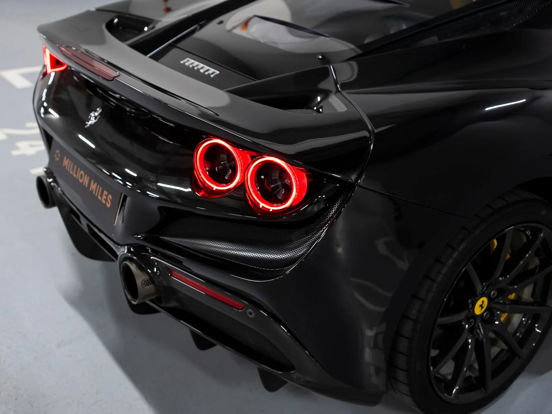 Ferrari F8 Tributo, I 2021 фото 3