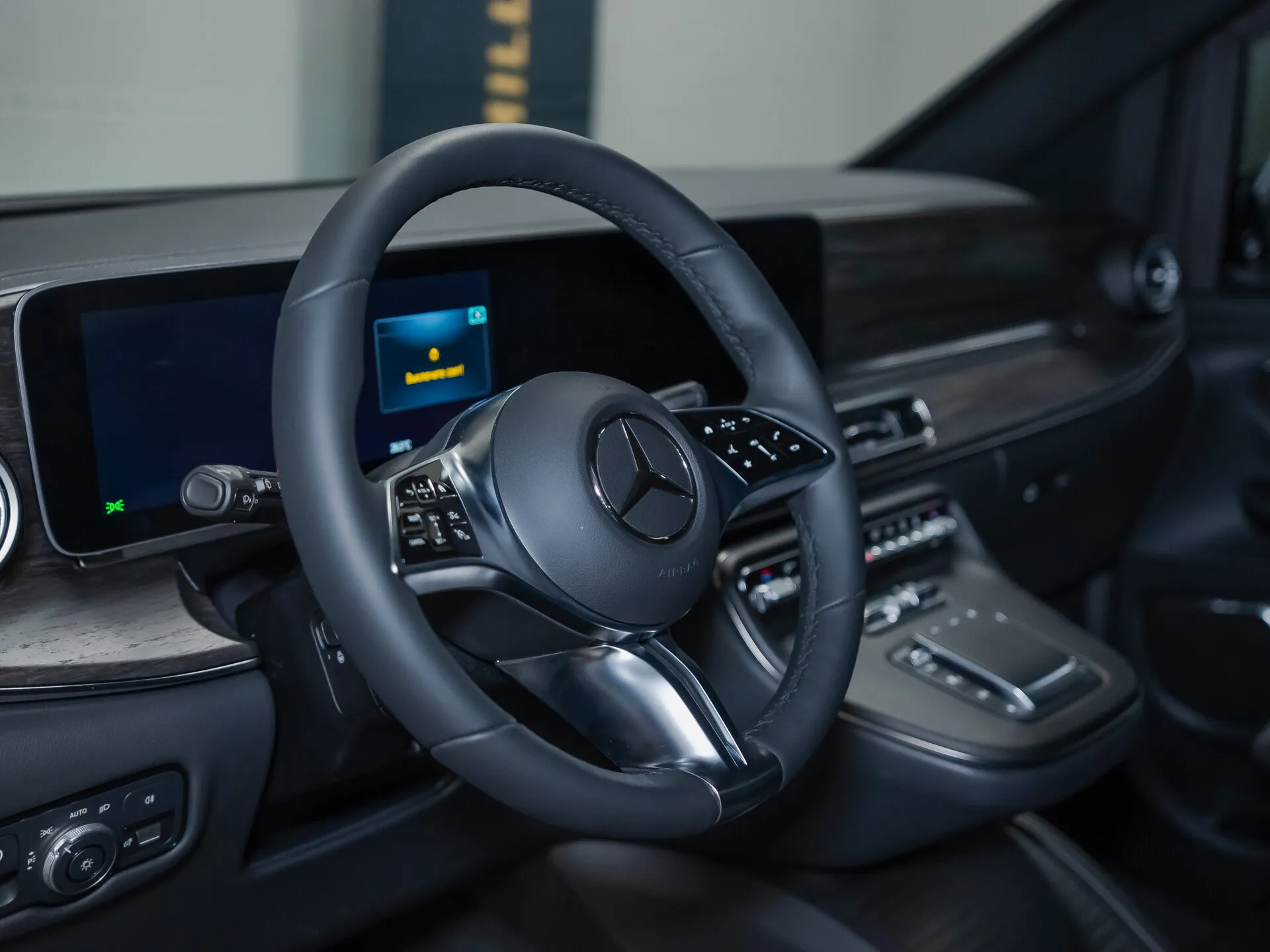 Mercedes-Benz V-Класс, Iii (W447) Рестайлинг 2 2024