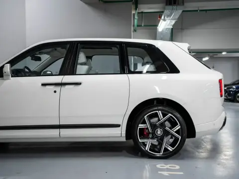 Rolls-Royce Cullinan, I Рестайлинг 2025 — миниатюра 9