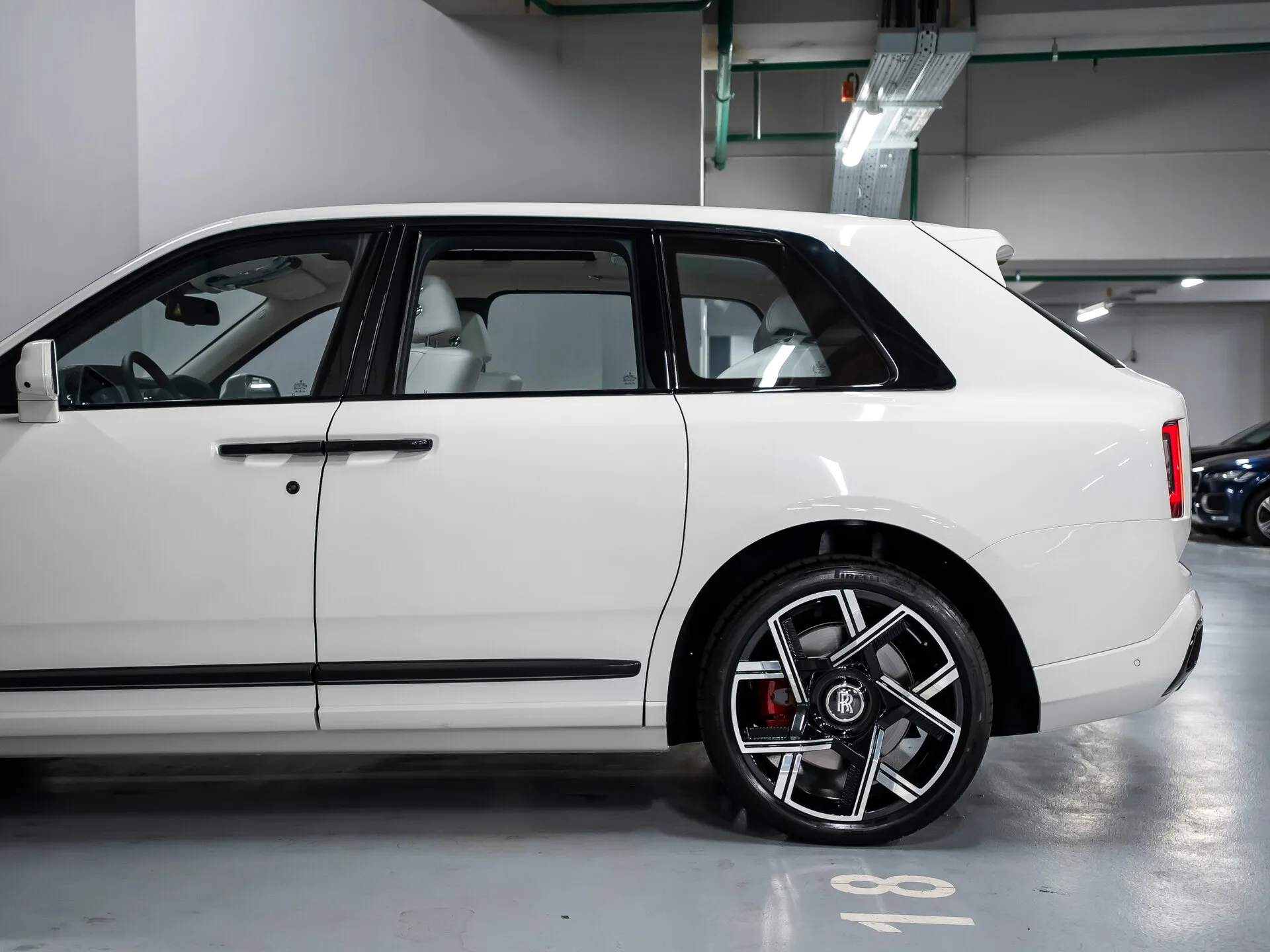Rolls-Royce Cullinan, I Рестайлинг 2025 фото 9