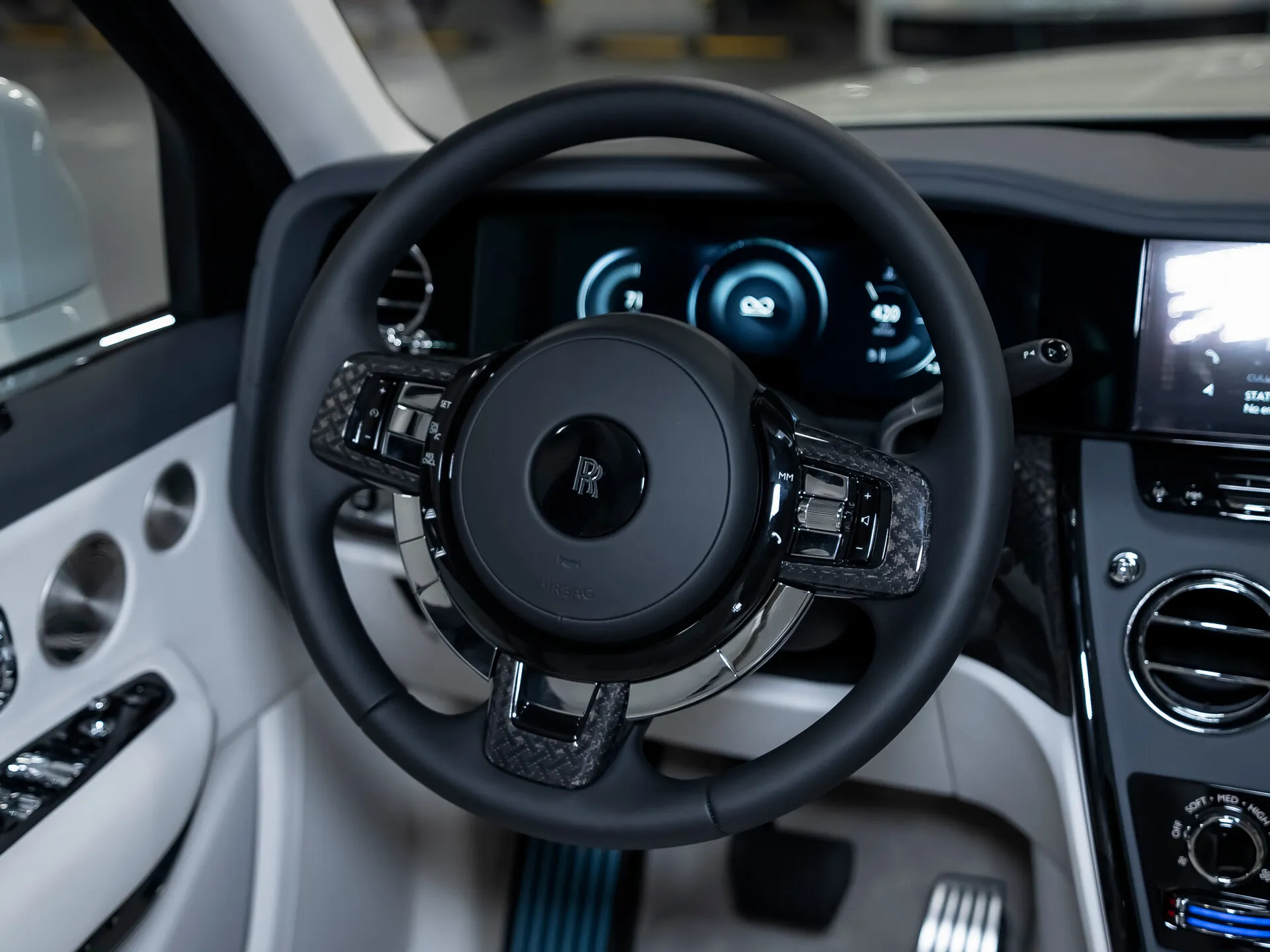 Rolls-Royce Cullinan, I Рестайлинг 2025 фото 10