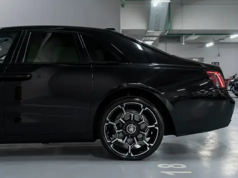 Rolls-Royce Ghost, Ii Рестайлинг (Series Ii) 2025 — миниатюра 6