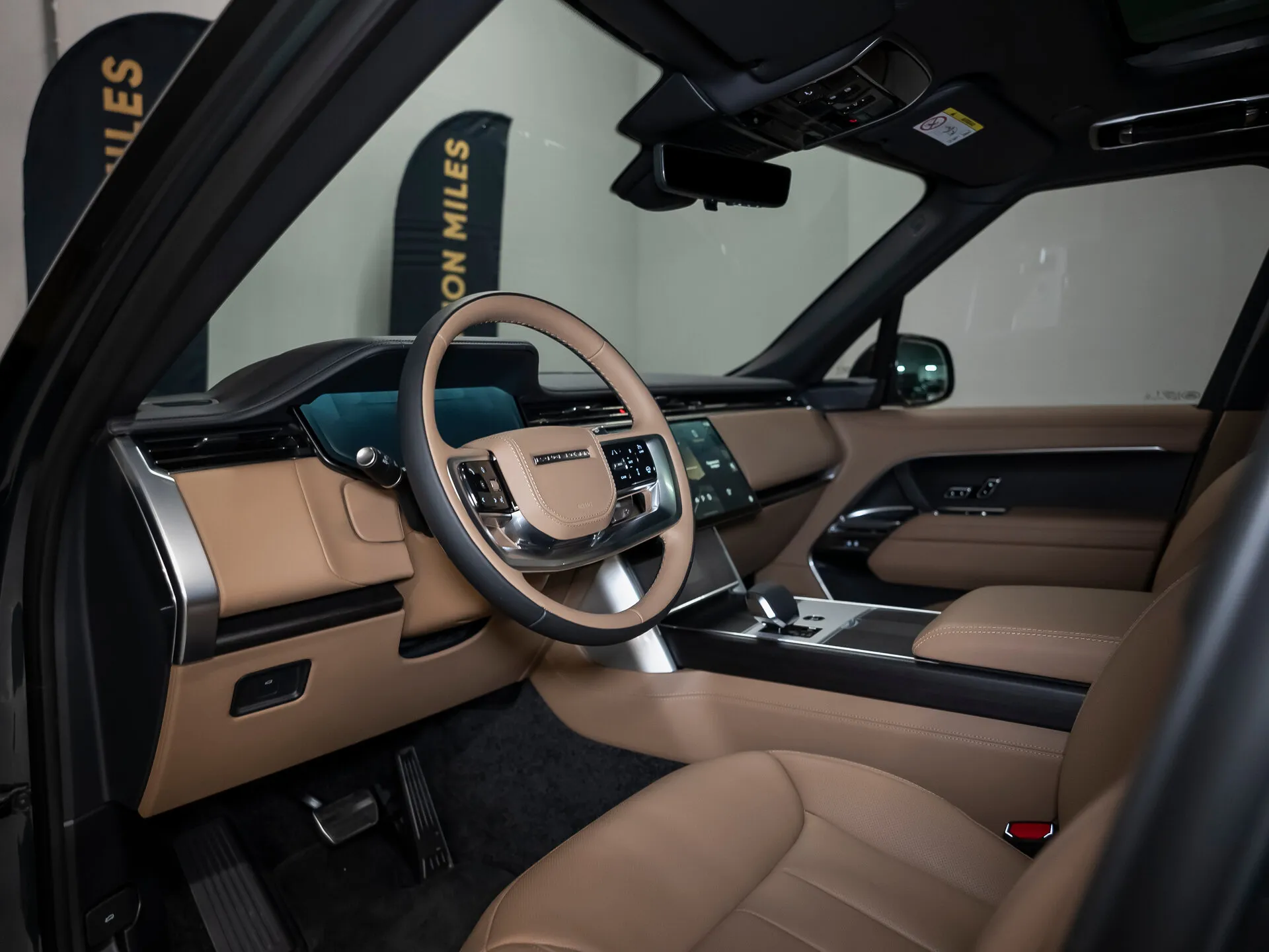 Land Rover Range Rover, V 2025 фото 6
