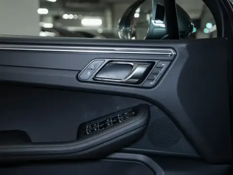 Porsche Macan, I Рестайлинг 2 2025 — миниатюра 7