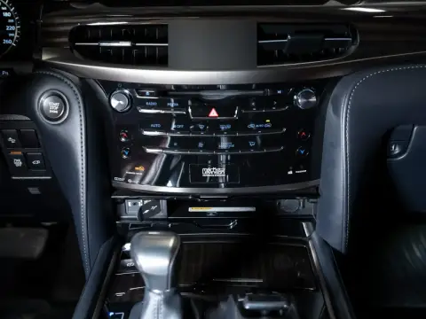 Lexus LX, Iii Рестайлинг 2 2020 — миниатюра 1