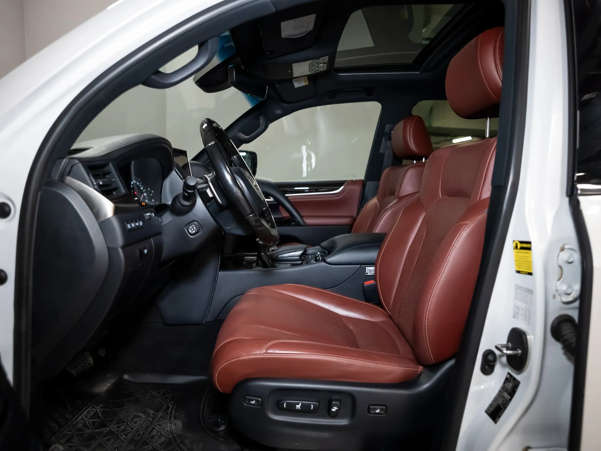 Lexus LX, Iii Рестайлинг 2 2020 фото 6