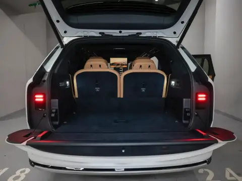 Zeekr 9X, I 2025 — миниатюра 1