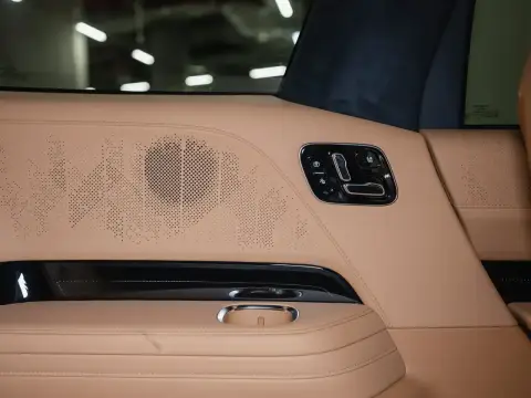 Zeekr 9X, I 2025 — миниатюра 3