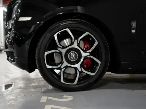 Rolls-Royce Cullinan Black Badge, I 2020 — миниатюра 6