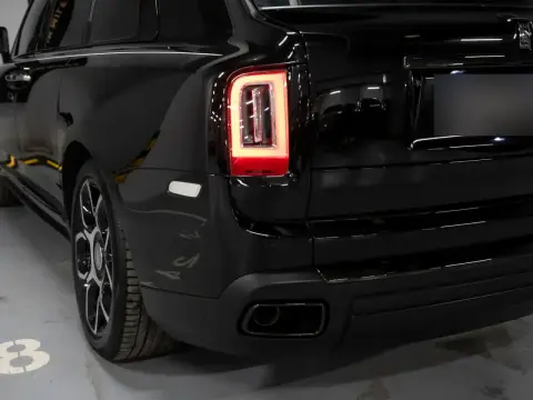 Rolls-Royce Cullinan Black Badge, I 2020 — миниатюра 9