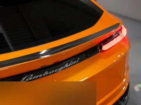 Lamborghini Urus, I 2021 — миниатюра 1