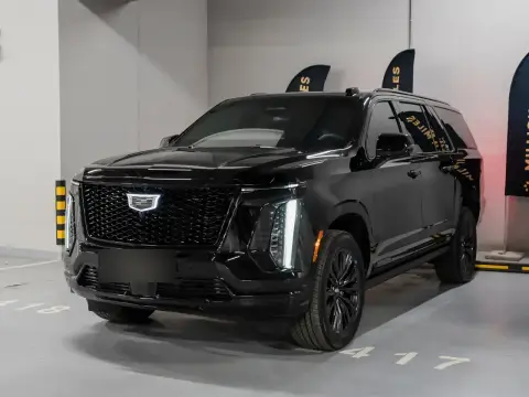Cadillac Escalade, V Рестайлинг 2025 — миниатюра 1