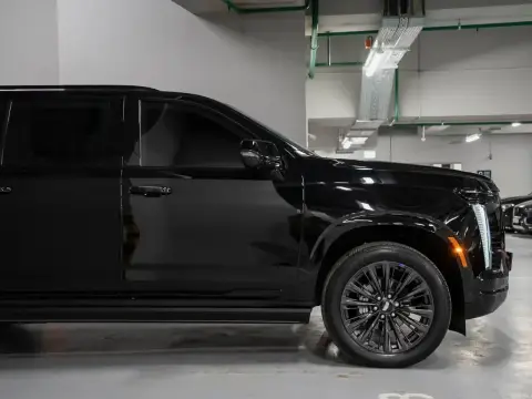 Cadillac Escalade, V Рестайлинг 2025 — миниатюра 6