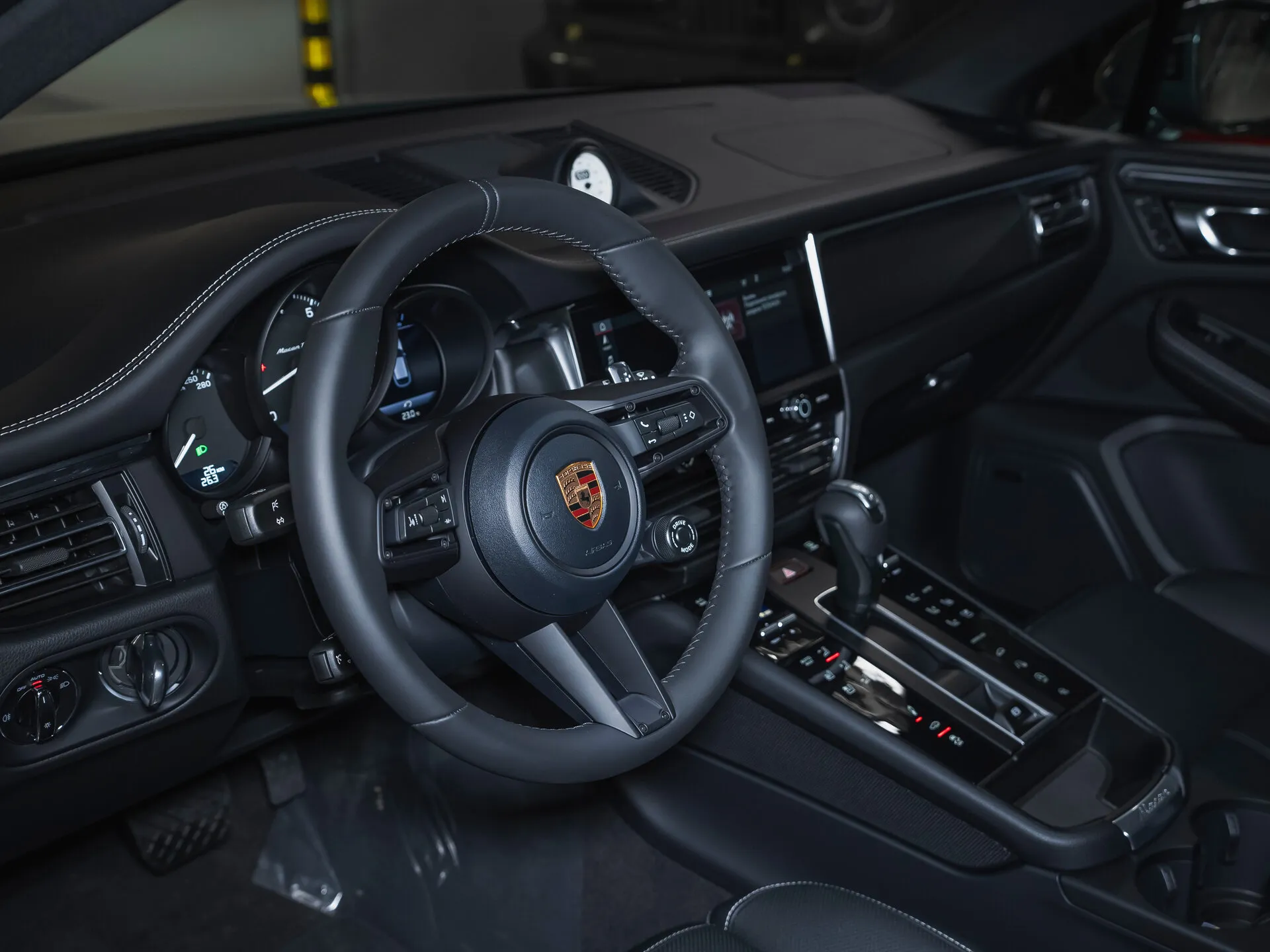 Porsche Macan, I Рестайлинг 2 2025