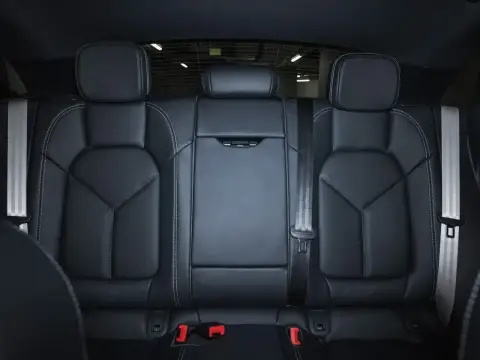 Porsche Macan, I Рестайлинг 2 2025 — миниатюра 6