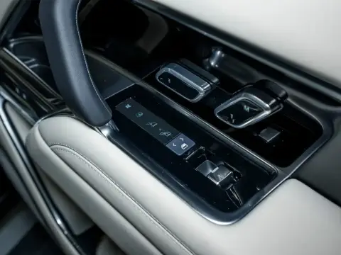 Land Rover Range Rover, V 2026 — миниатюра 4