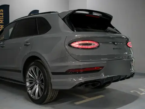 Bentley Bentayga, I Рестайлинг 2025 — миниатюра 3