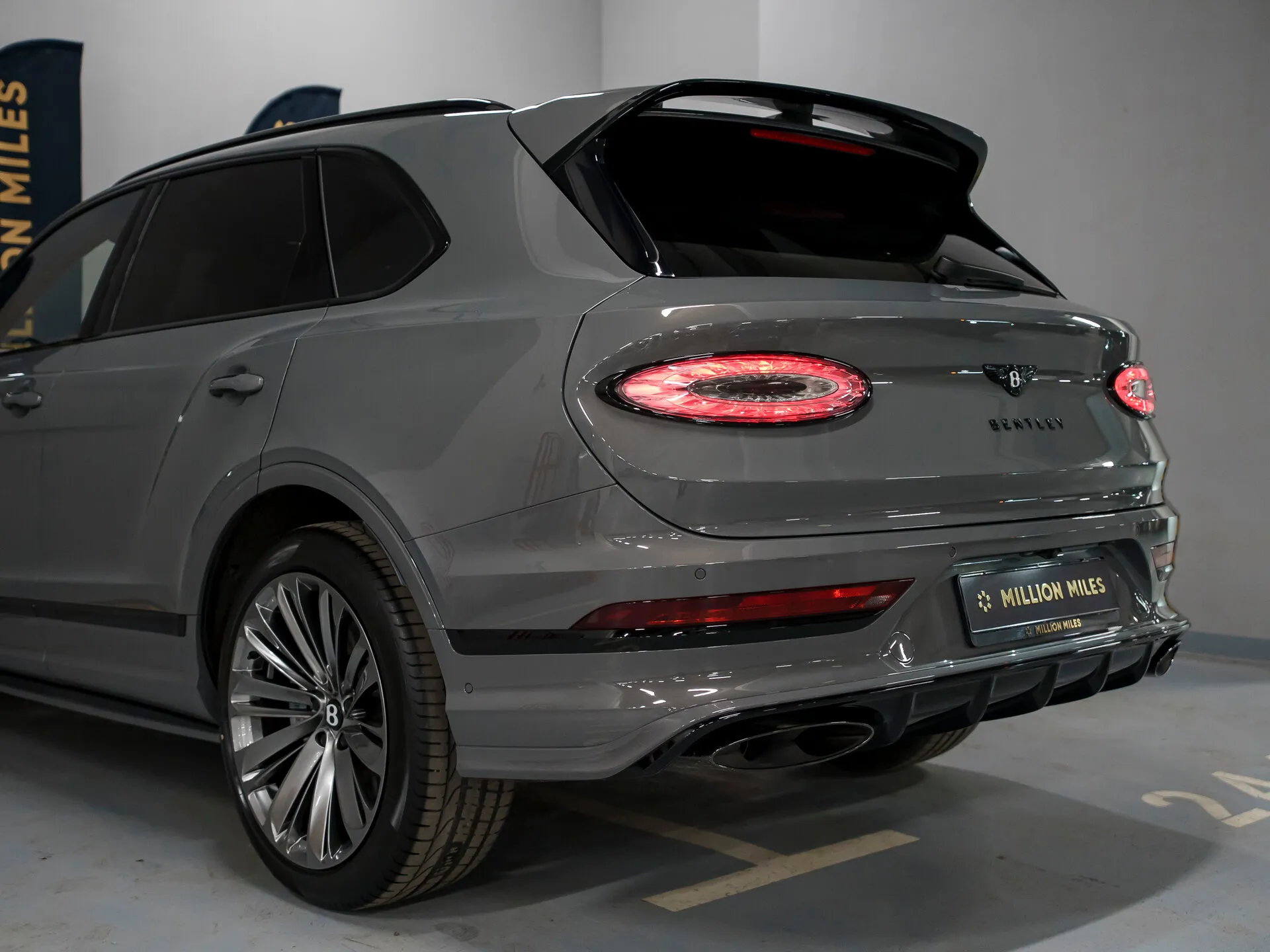 Bentley Bentayga, I Рестайлинг 2025 фото 4
