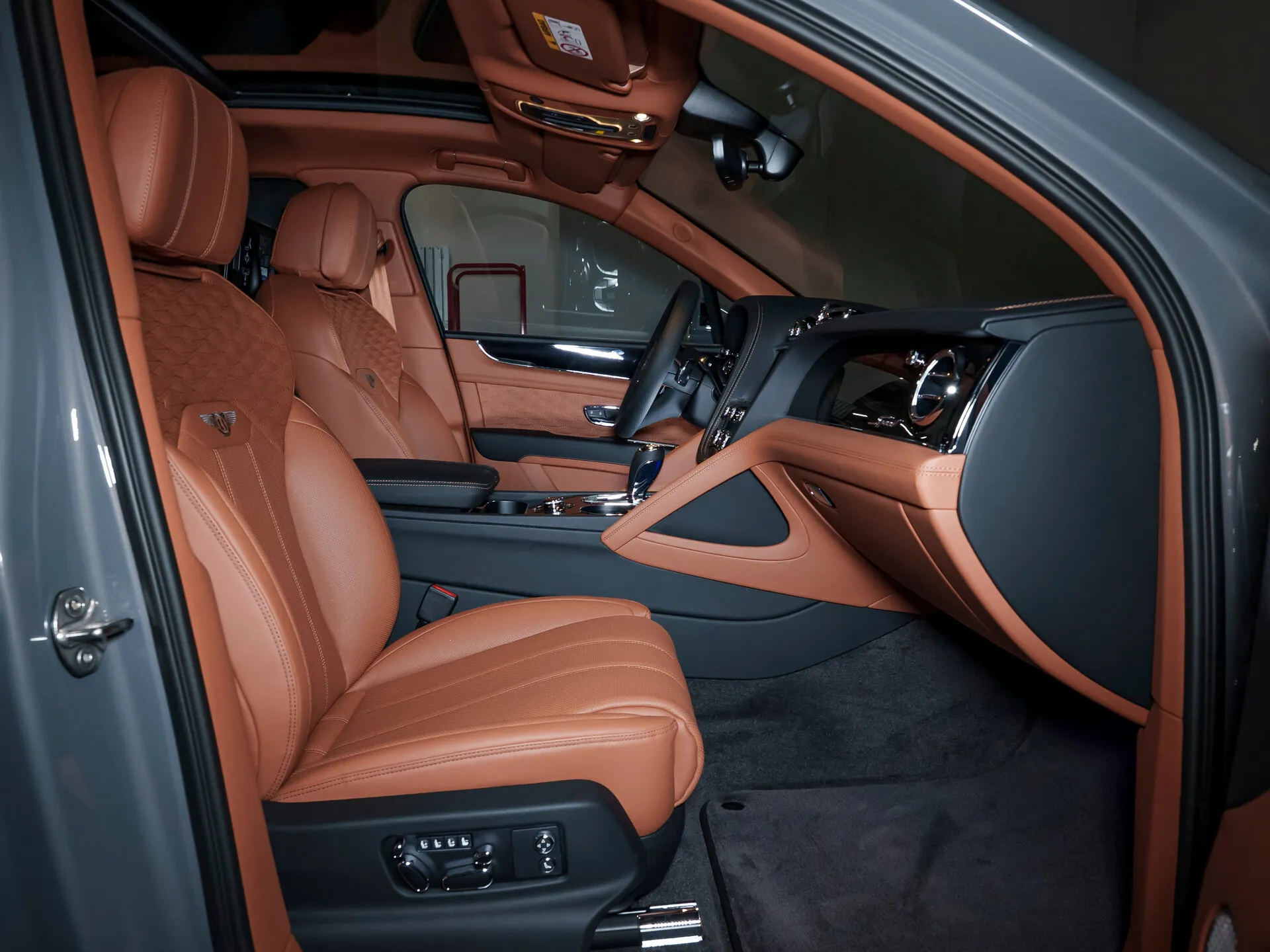 Bentley Bentayga, I Рестайлинг 2025 фото 5