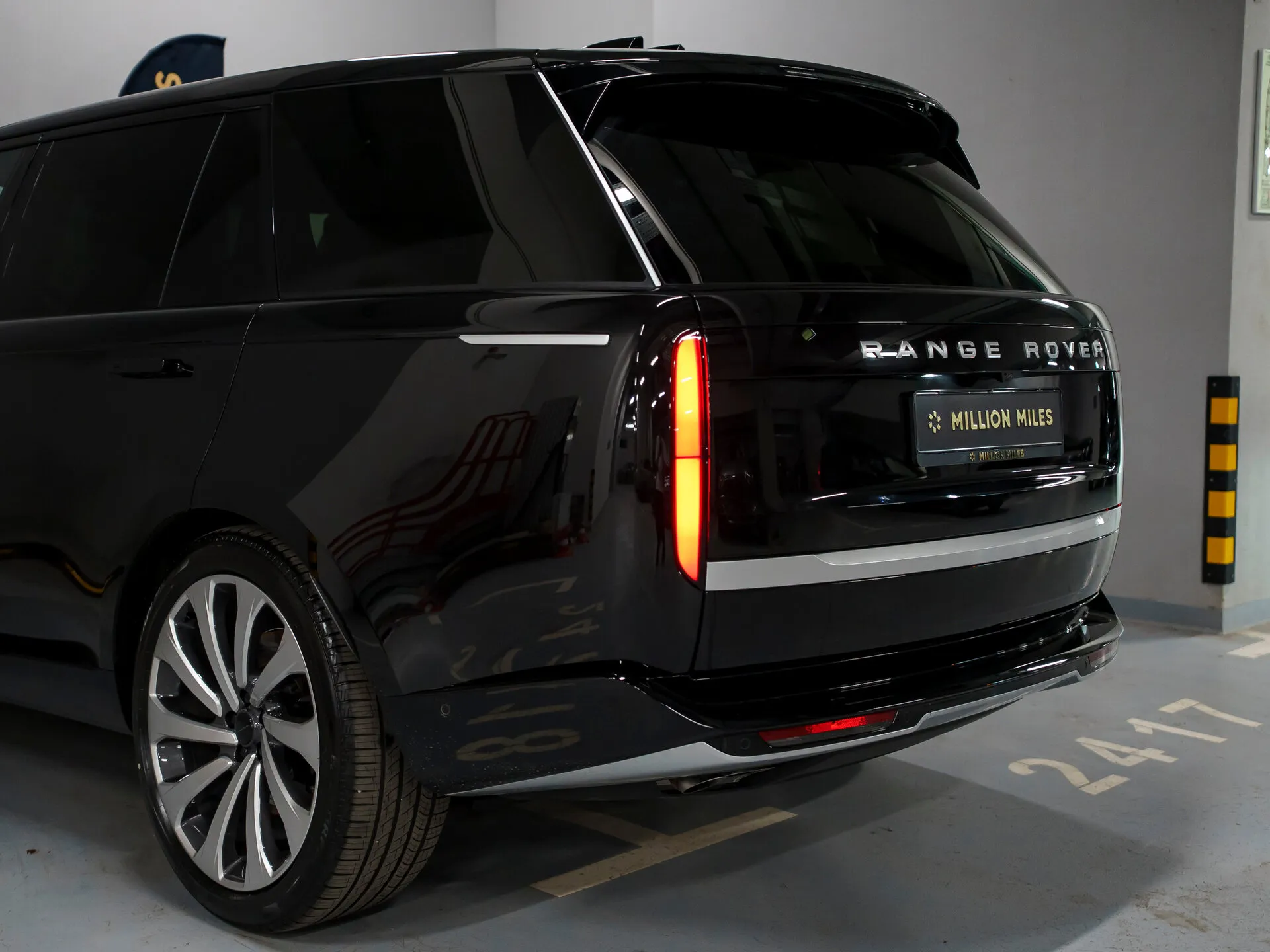 Land Rover Range Rover, V 2026 фото 4