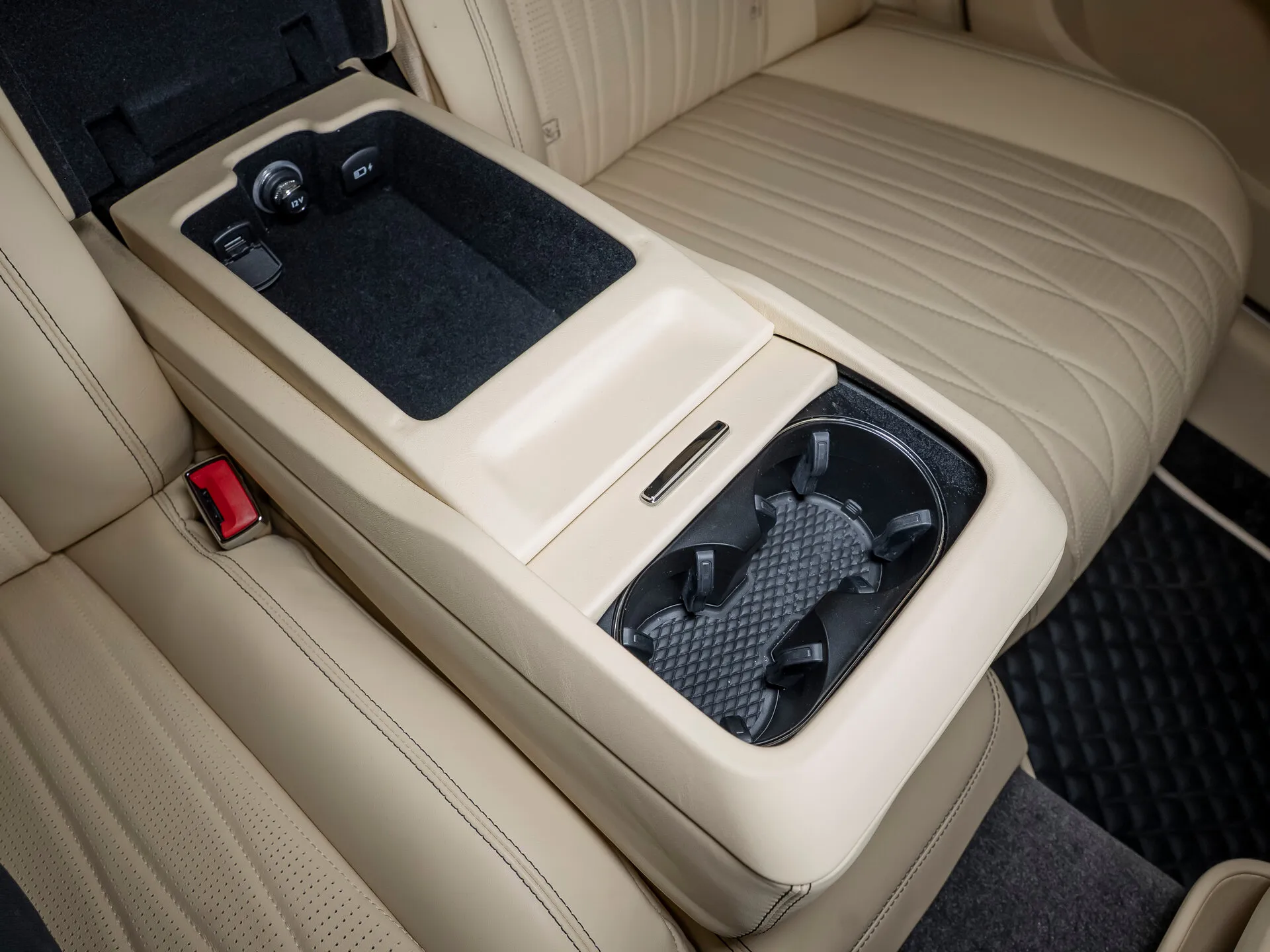 Bentley Flying Spur, Iii 2022 фото 7