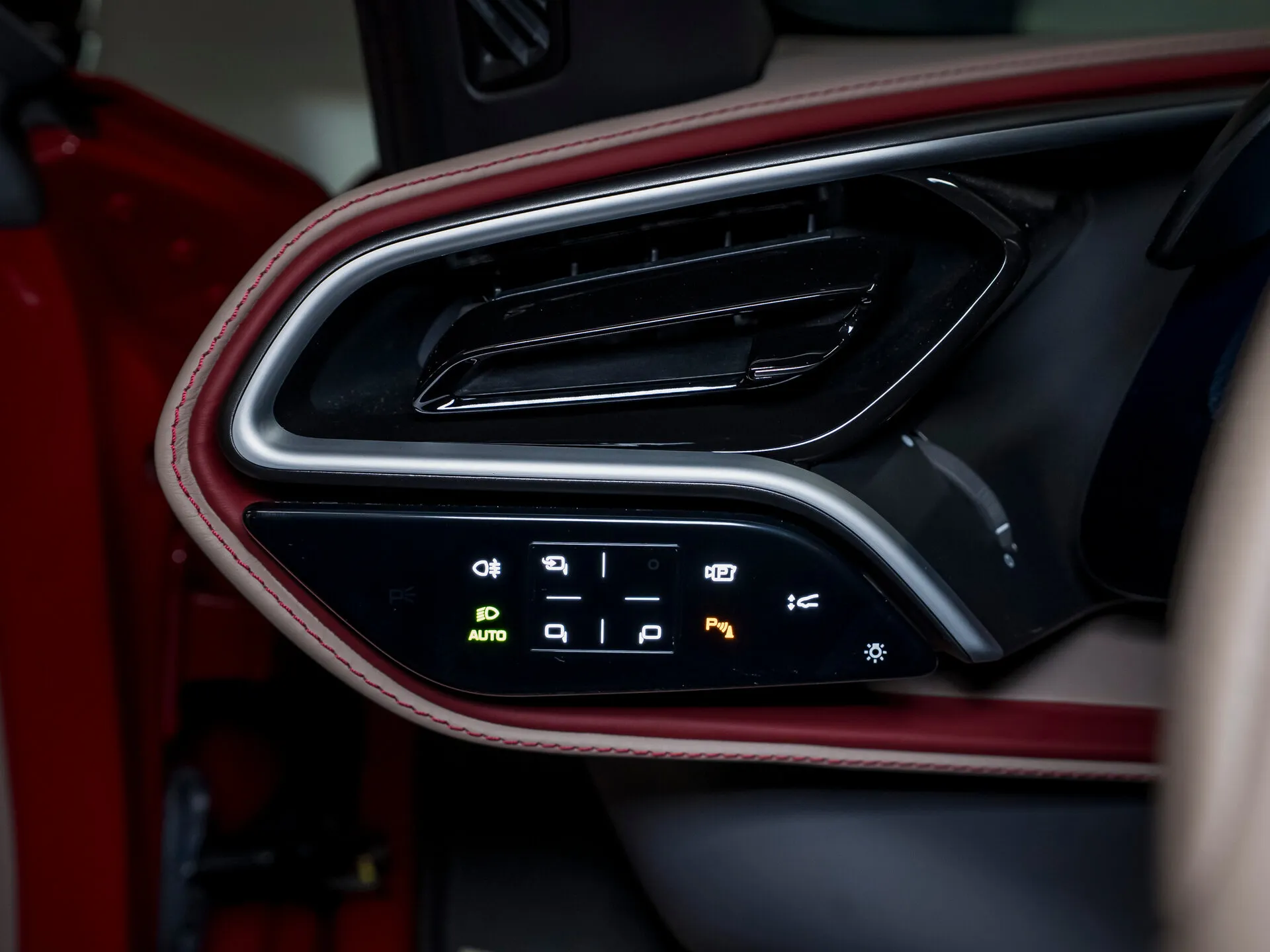 Ferrari 296 Gtb Gts, I 2024 фото 6