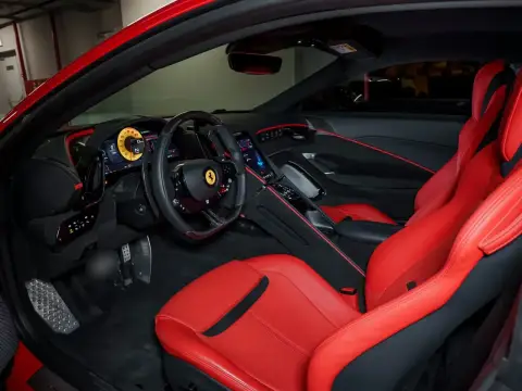 Ferrari Roma, I 2025 — миниатюра 8