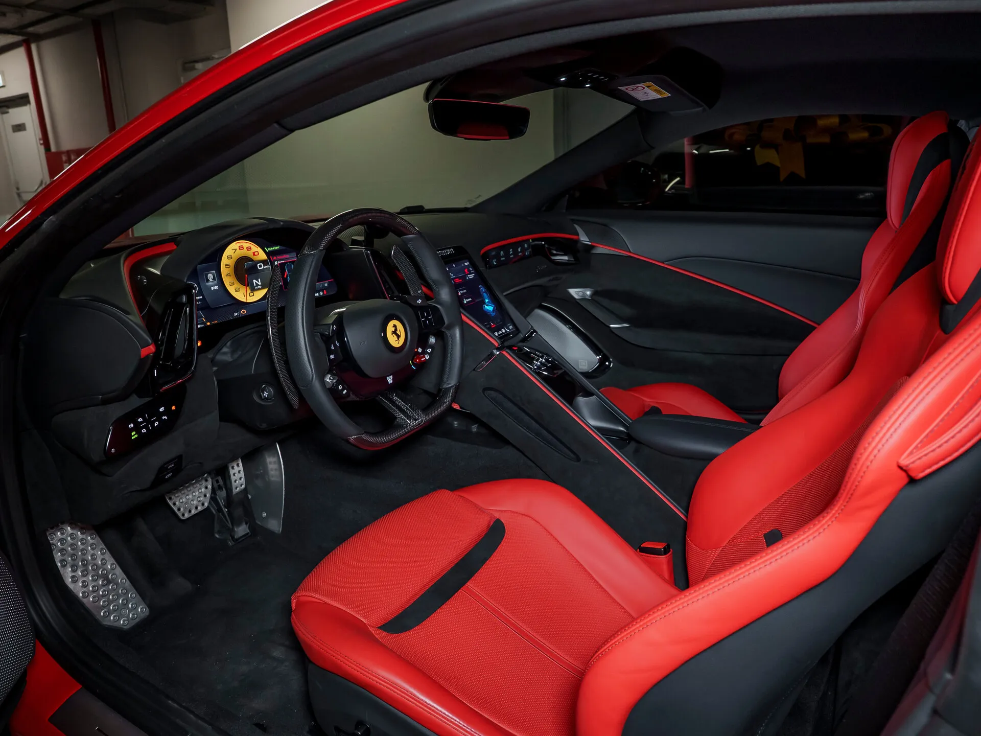 Ferrari Roma, I 2025 фото 8