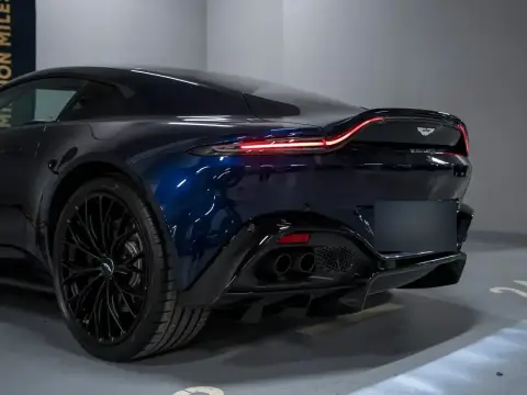 Aston Martin V8 Vantage, Iv 2019 — миниатюра 5