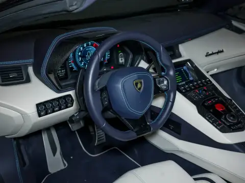 Lamborghini Aventador, I Рестайлинг 2018 — миниатюра 3