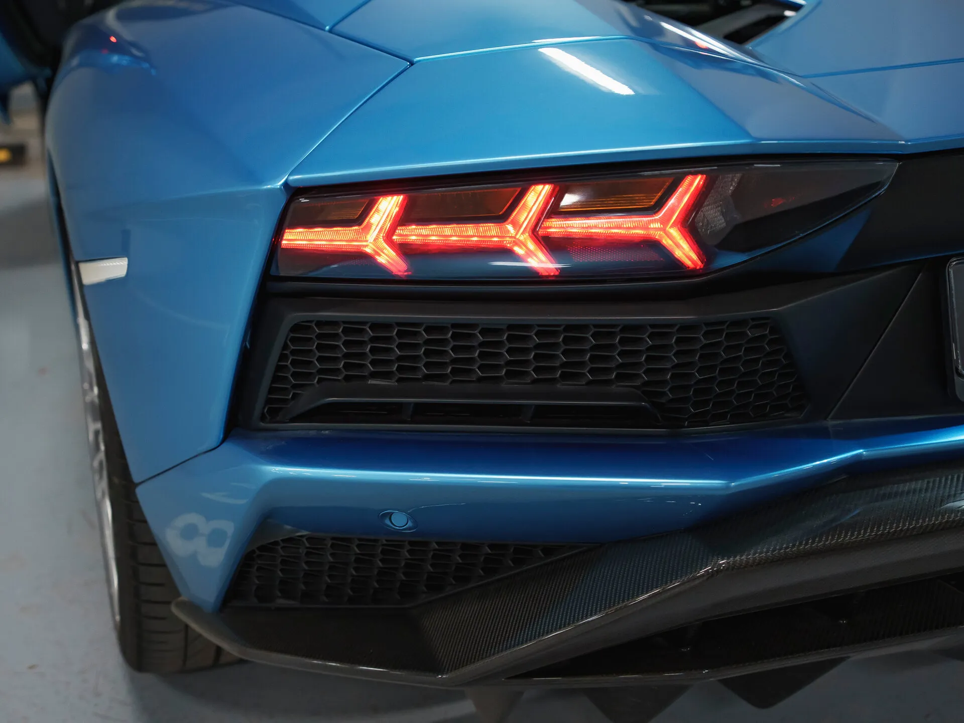 Lamborghini Aventador, I Рестайлинг 2018 фото 4