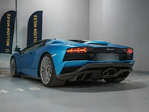Lamborghini Aventador, I Рестайлинг 2018 — миниатюра 5