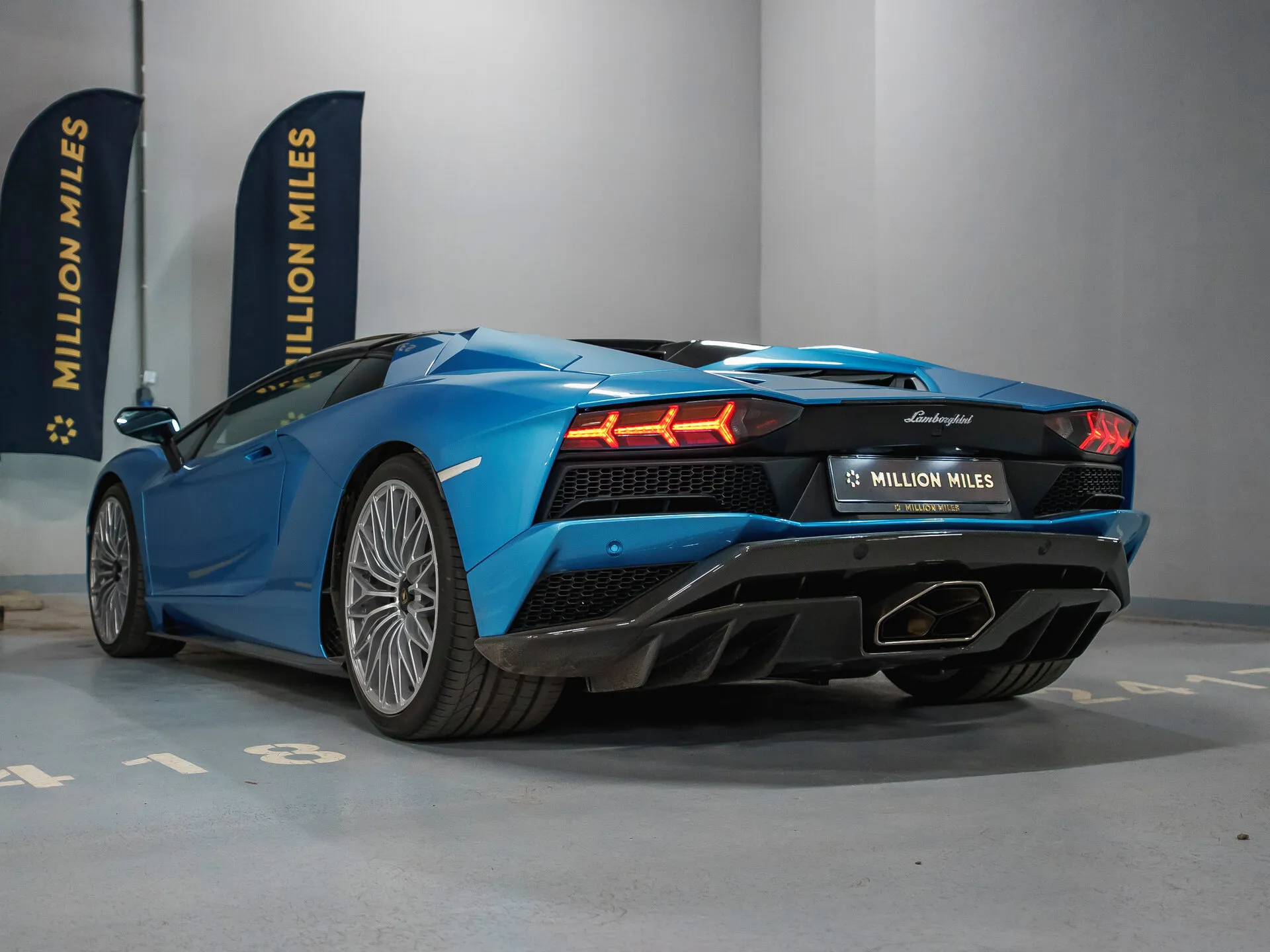 Lamborghini Aventador, I Рестайлинг 2018 фото 5