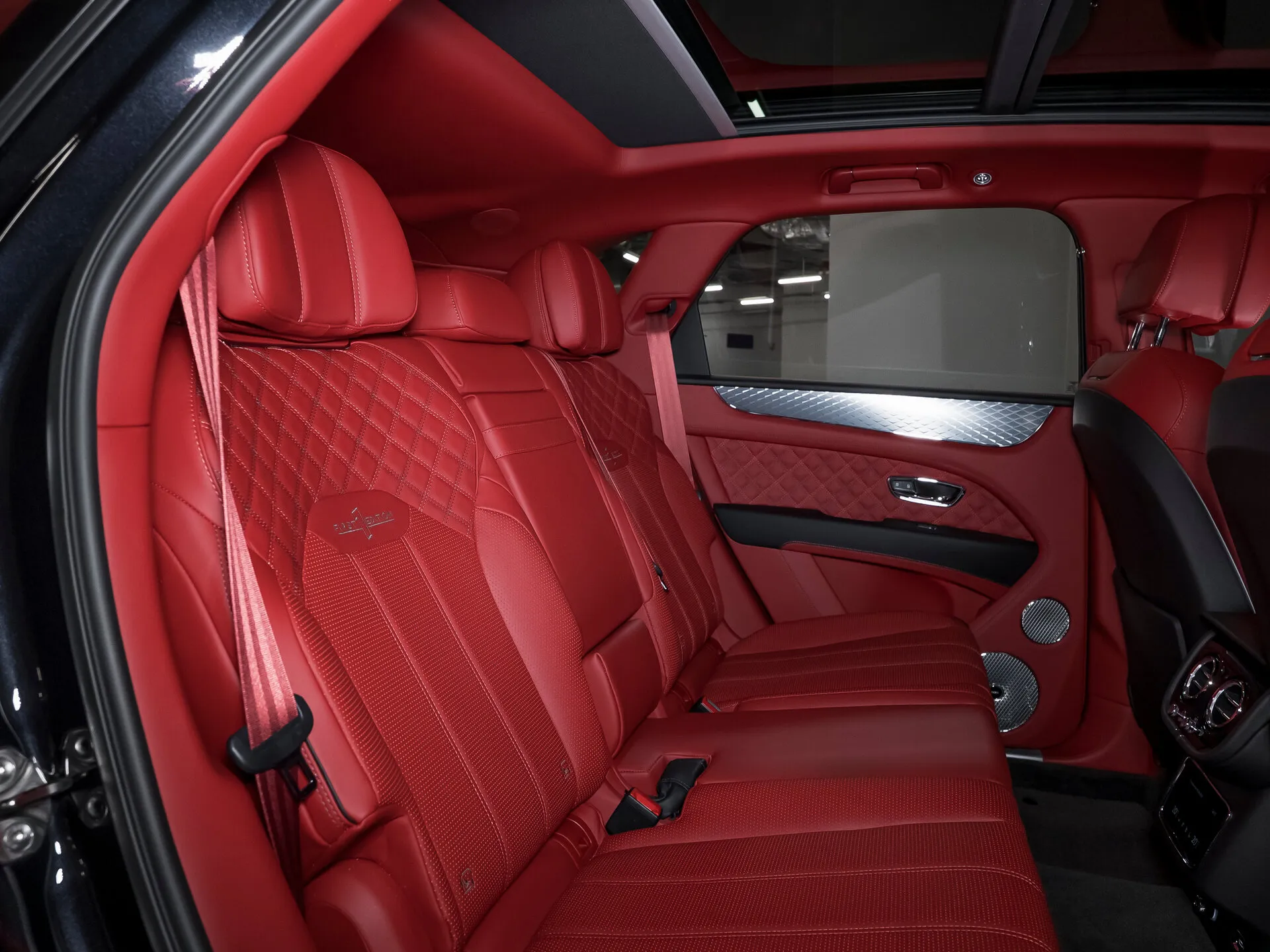 Bentley Bentayga, I Рестайлинг 2020 фото 7