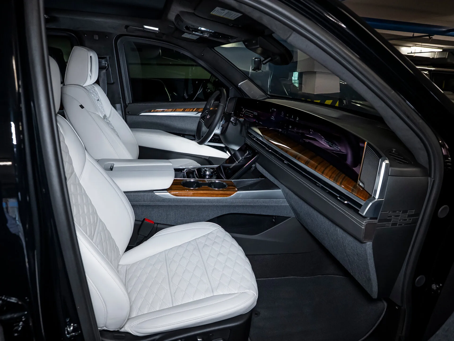 Cadillac Escalade, V Рестайлинг 2025 фото 9