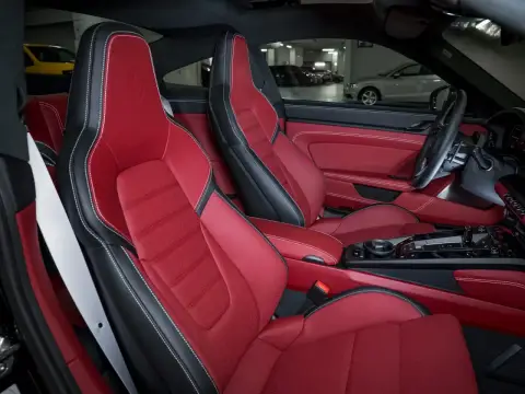 Porsche 911 Turbo S, Viii (992) Рестайлинг 2026 — миниатюра 3