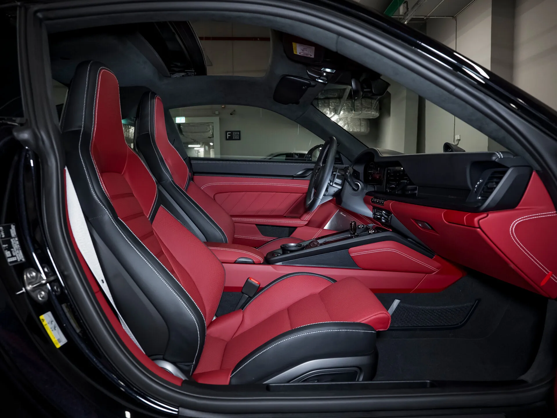 Porsche 911 Turbo S, Viii (992) Рестайлинг 2026 фото 9