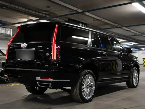 Cadillac Escalade, V Рестайлинг 2025 — миниатюра 4