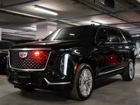 Cadillac Escalade, V Рестайлинг 2025 — миниатюра 6