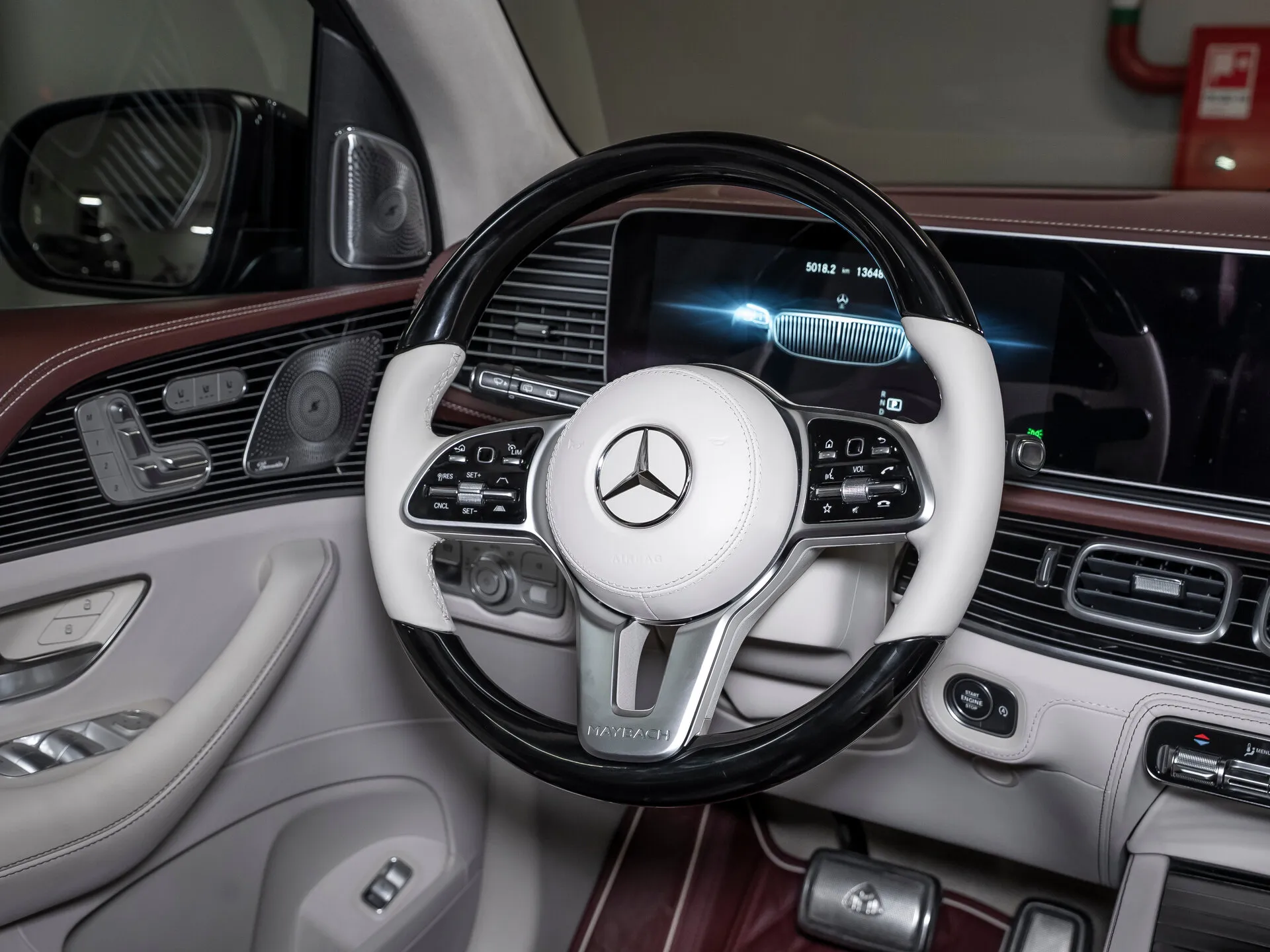 Mercedes-Benz MAYBACH GLS, I 2020 фото 8