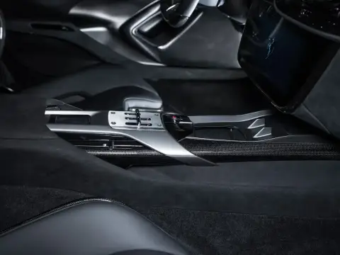 Ferrari 12Cilindri, I 2026 — миниатюра 7
