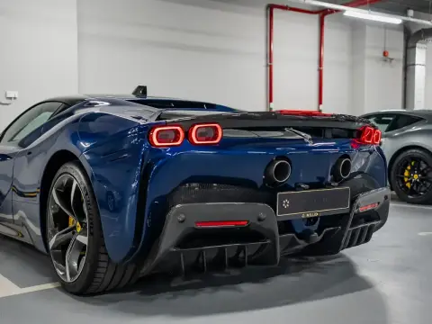 Ferrari SF90 Stradale Stradale, I 2020 — миниатюра 1